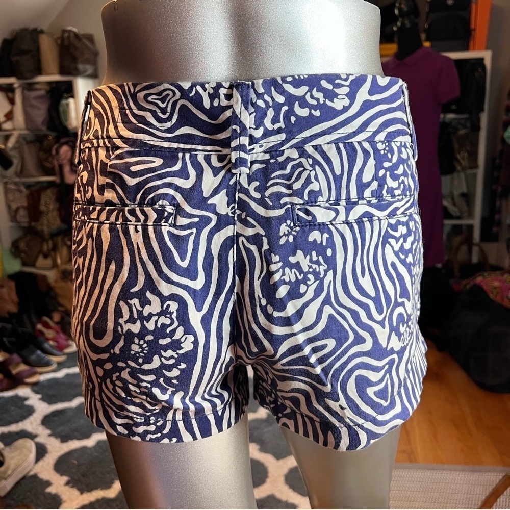 LILLY PULTZER The Walsh Shorts In Bright Navy Night Swimming Blue - Picture 6 of 7